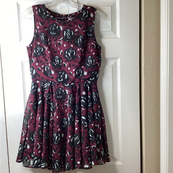 Maison Jules Women Burgundy/Black Dress Sz M - Picture 1 of 3